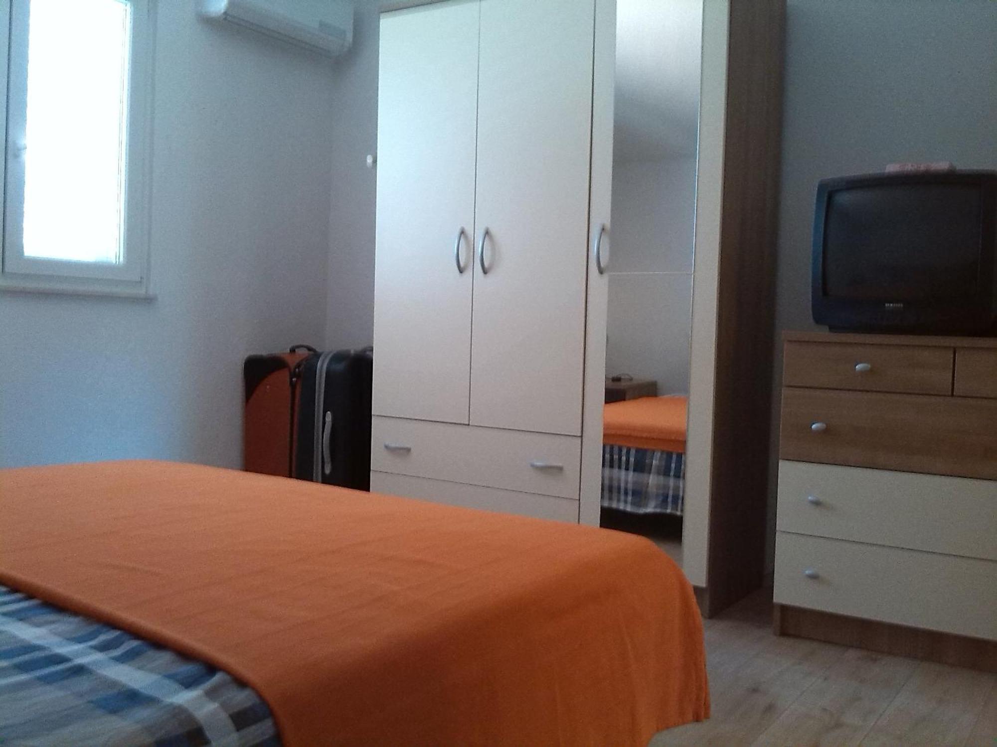 Apartments Batarilo Gornji Karin Kamer foto