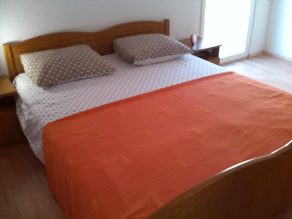 Apartments Batarilo Gornji Karin Kamer foto