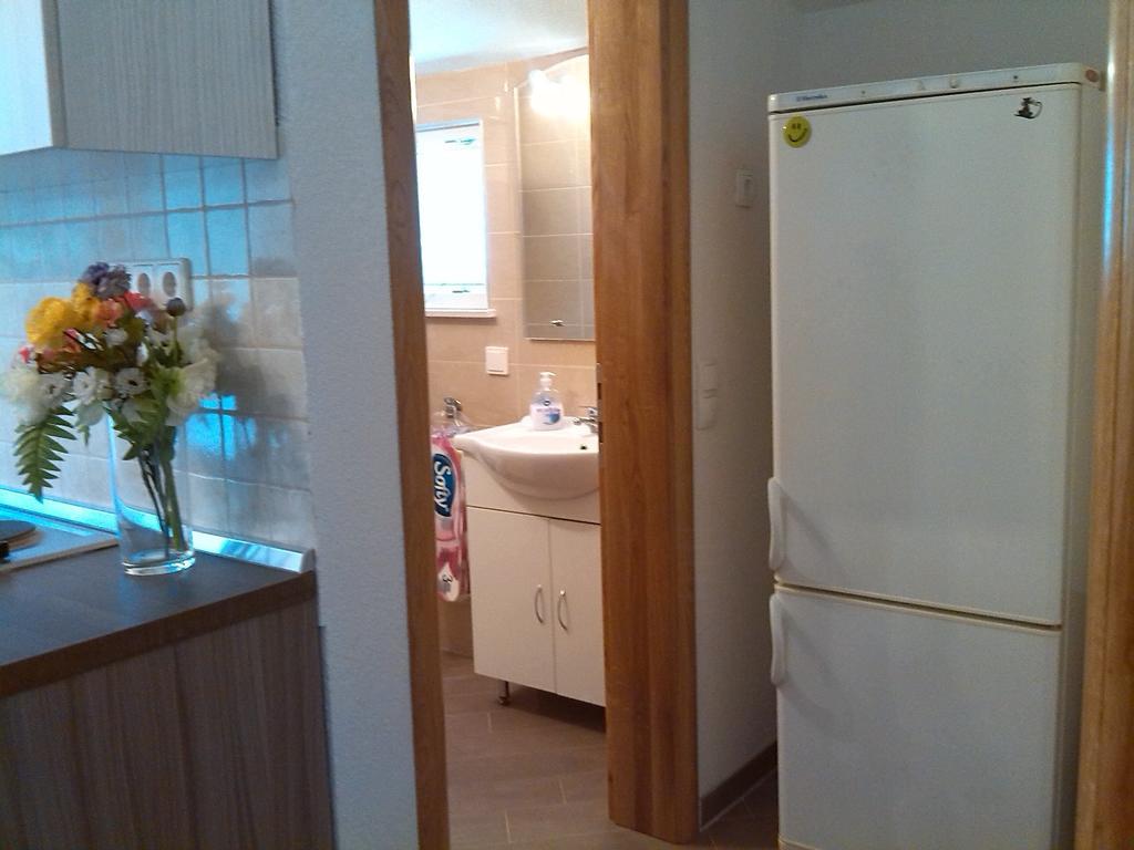 Apartments Batarilo Gornji Karin Kamer foto