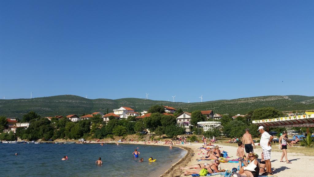 Apartments Batarilo Gornji Karin Buitenkant foto